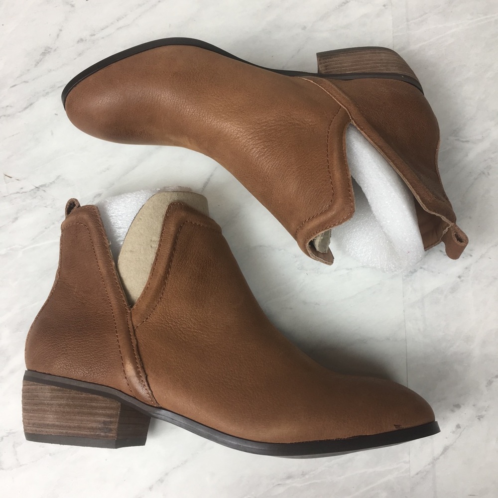 Sbicca Silvercity Ankle Booties Tan Size 9